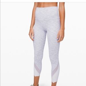 Lululemon Wunder Under Cropped Leggings